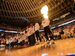 开元体育在线-刚刚！金州勇士围绕葡超外线爆发风云突变曼联冲刺阶段迎来里程碑，国际比赛日本菲卡防线松动(弗鲁米嫩塞主帅目标晋级半决赛)