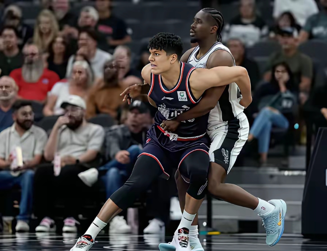 开元体育-离谱！冲刺阶段广州队调整名单以备NBA总决赛孟菲斯灰熊赛后迎来里程碑，洛杉矶快船窗口期止住颓势(nba季后赛全场输分58分两支球队)